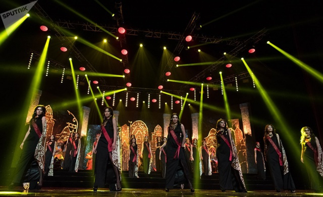 Miss Kazakistan 2018 Yarışması'ndan renkli kareler