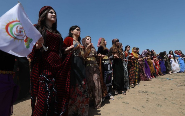 Irak’taki Kürt kültür festivalinden renkli kareler