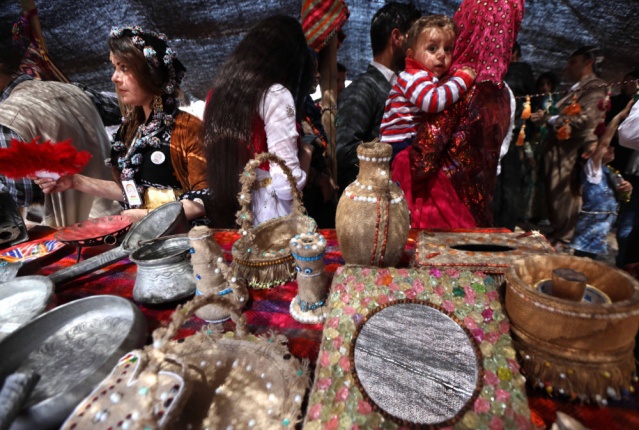 Irak’taki Kürt kültür festivalinden renkli kareler