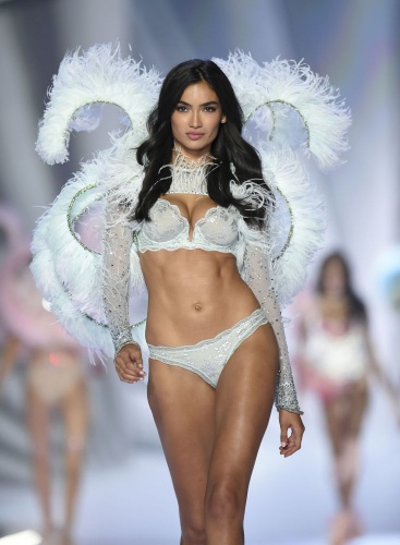 Göz kamaştırıcı Victoria's Secret melekleri