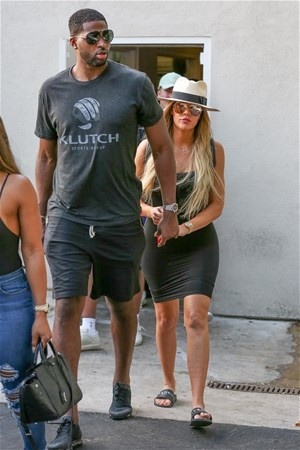 Kardashian yeni sevgilisi ile bakın nasıl yakalandı?