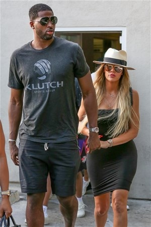Kardashian yeni sevgilisi ile bakın nasıl yakalandı?