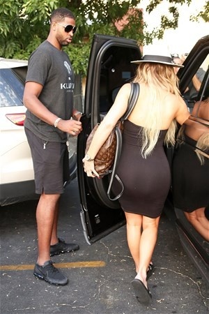 Kardashian yeni sevgilisi ile bakın nasıl yakalandı?