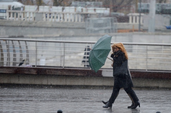 Taksim'de kar yağışı