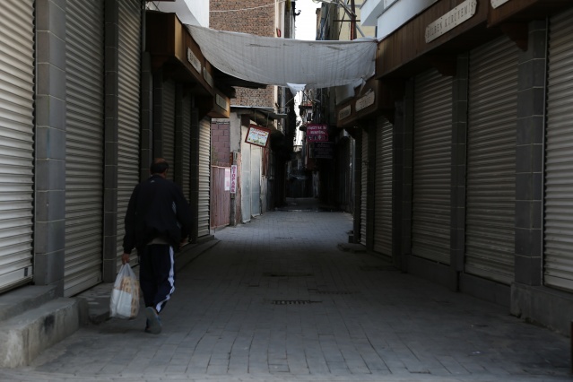 Fotoğraflarla Diyarbakır'da sokağa çıkma yasağı
