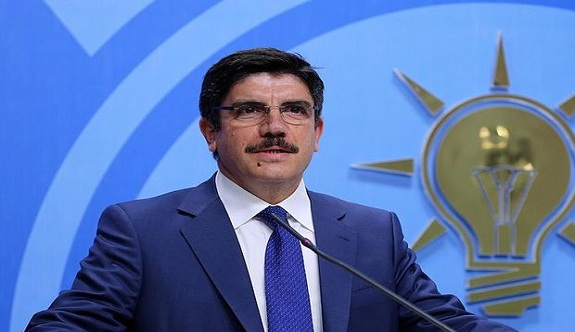 AKP'li Aktay'dan sivil darbe itirafı: 15 Temmuz olmasa bunları yapamazdık