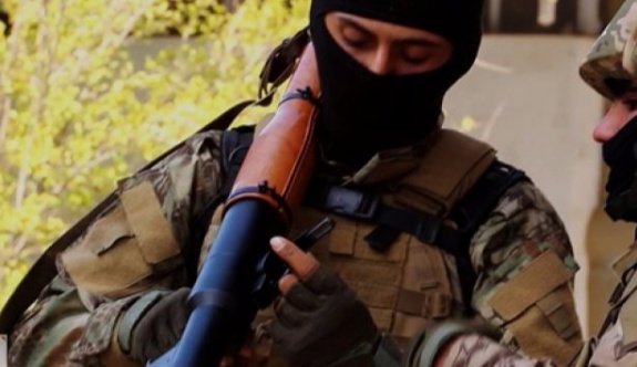 Havuz Medyasından El Kaide'nin canlı bombalarına övgü