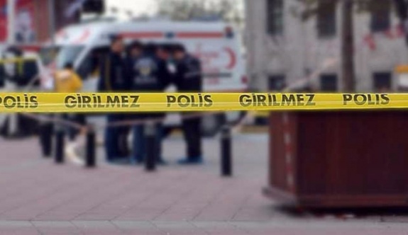 Diyarbakır'da Ufuk M. adlı polis evinde ölü bulundu.