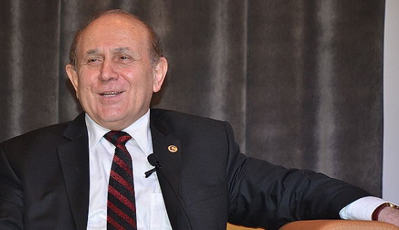 'Düşürülen Rus uçağı' krizinde Davutoğlu'nu suçladı
