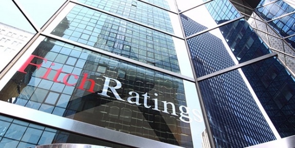 Fitch, Türk bankalarının görünümünü düşürdü