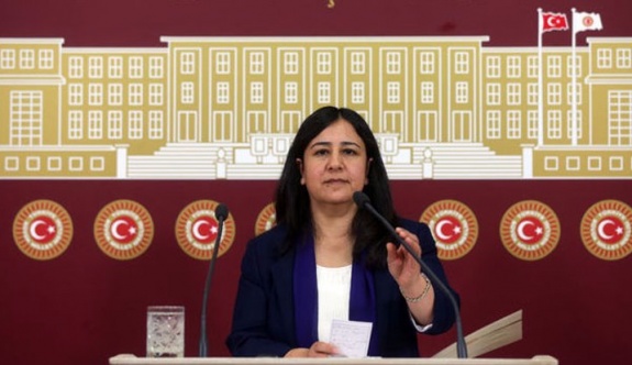 Gözaltındaki HDP'li vekiller nakledildi