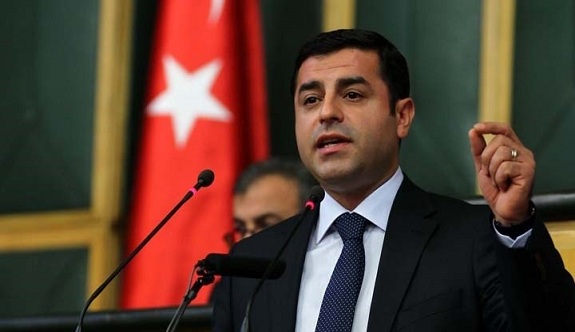 Selahattin Demirtaş cezaevinde öykü yazdı
