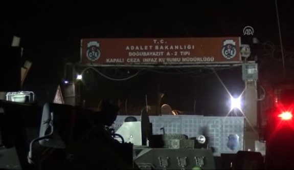 Ağrı'da cezaevine bombalı saldırı