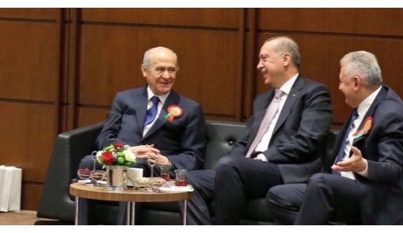 Bahçeli: Teklife referandumda Halkımızın evet diyeceğine eminim
