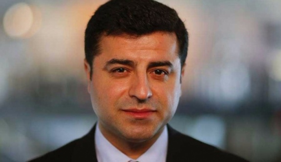 Demirtaş için 'yargılanmanın durdurulması' talebi reddedildi