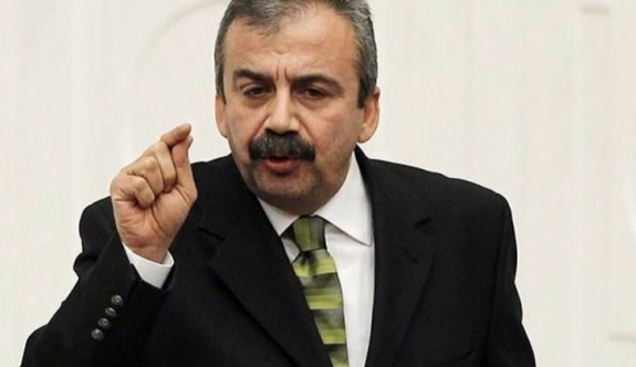 Sırrı Süreyya Önder: Başkanlık Divanı tutuklu vekiller için toplansın!
