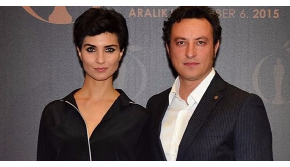 Tuba Büyüküstün boşanıyor..