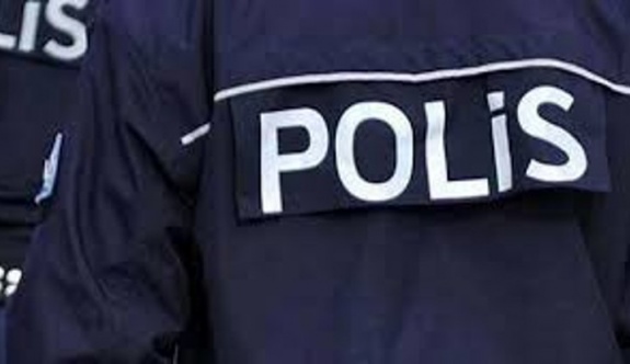 22 polis gözaltına alındı