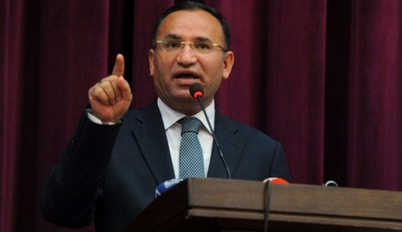 Adalet Bakanı Bozdağ; Evet diyenler linç ediliyor!
