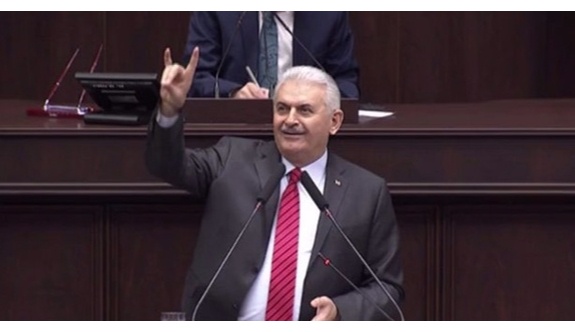 Başbakan Yıldırım, bozkurt oldu!