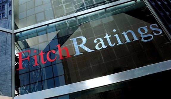 Fitch’den Trump uyarısı