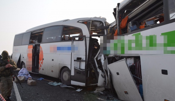Iğdır'da feci kaza: Çok sayıda ölü ve yaralı var