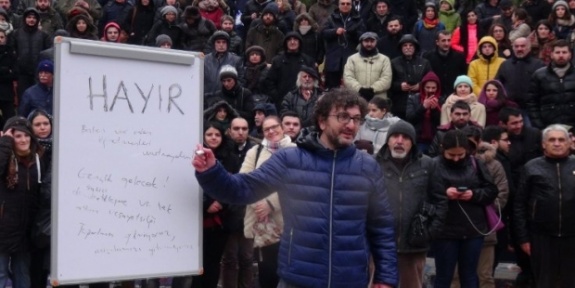 Kar altında ders: Onlara benzersek insanlıktan utanırız