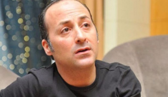 Oyuncu Tolga Çevik trafik kazası geçirdi