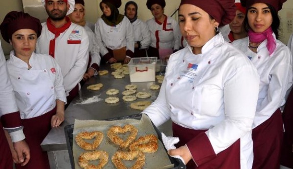 Sevgililer Günü simidi