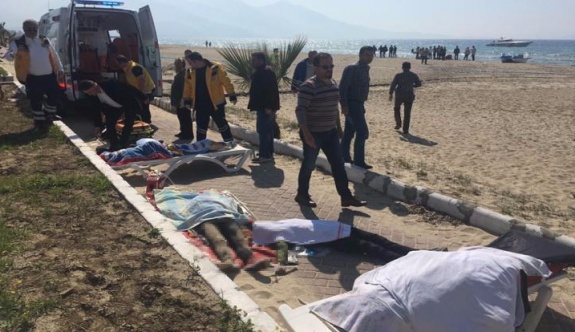 Kuşadası'nda mülteci botu battı