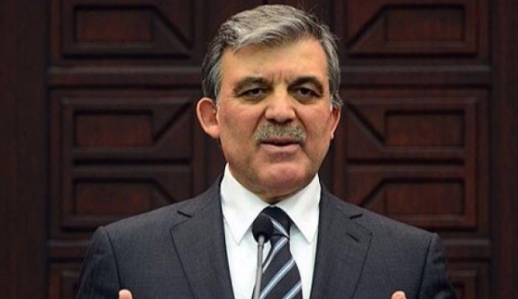 AK Parti'nin olağanüstü kongresi için Arınç ve Gül'e de davetiye