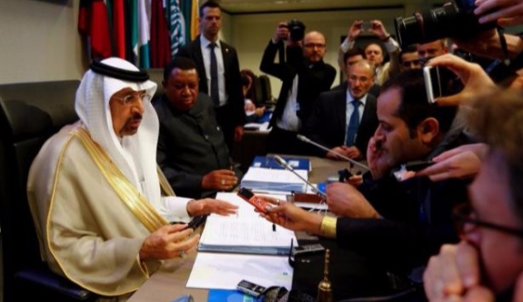 OPEC'ten petrol üretimi kesintisini 9 ay daha uzatma kararı