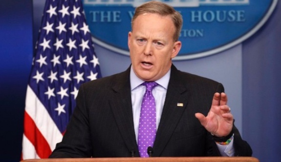 SON DAKİKA: Trump'ın İletişim Direktörü Mike Dubke istifa etti