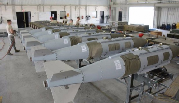 ABD IŞİD'e karşı aylarca yanlış bombaları kullanmış