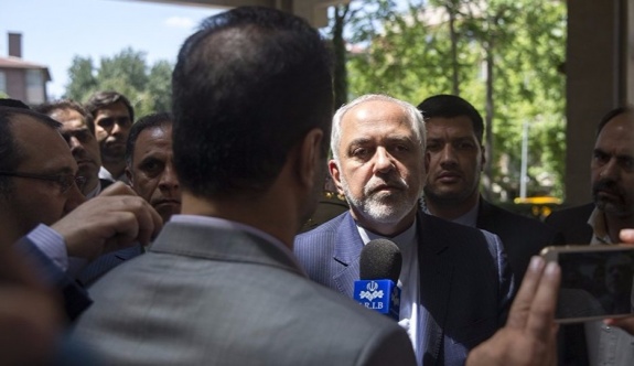 Cevad Zarif,"Bölgede bizim için endişe verici gelişmeler yaşanıyor"