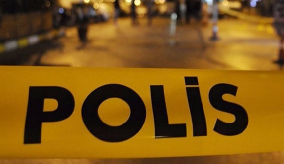 Eve geç gelen kardeşini öldürdü