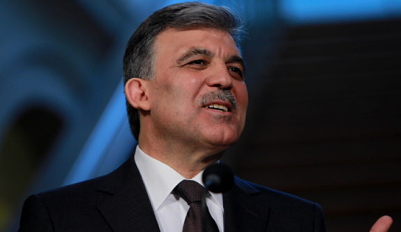 Gül, Rus televizyonuna konuştu: Kürtlere değil, PKK ile bağlantılı Kürt gruplarına karşıyız
