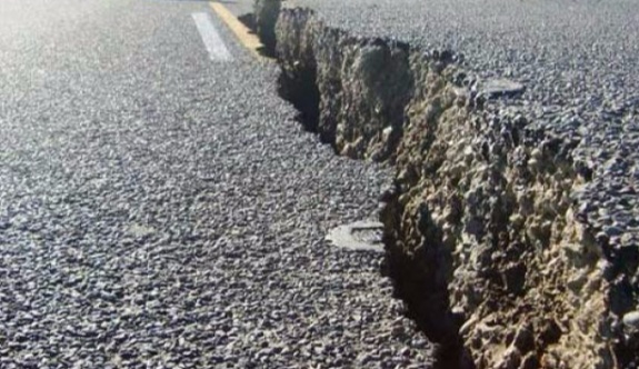 Meksika'da 7 şiddetinde deprem meydana geldi