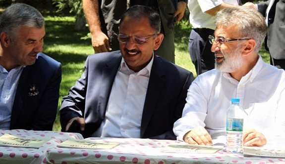 Bakan Özhaseki: İtiraf ediyorum, 10’dan fazla kaçak imam hatip yaptırdım