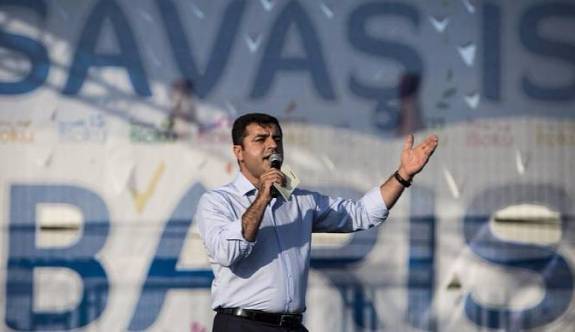 HDP Lideri Demirtaş’tan Kelepçe Açıklaması