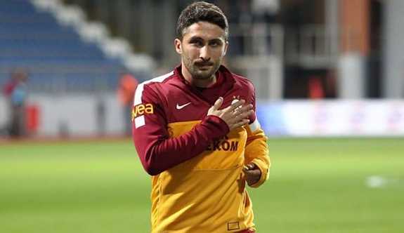 Sabri Sarıoğlu, Göztepe'yle anlaştı