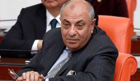Tuğrul Türkeş, Figen Yüksekdağ'ın odasına yerleşti