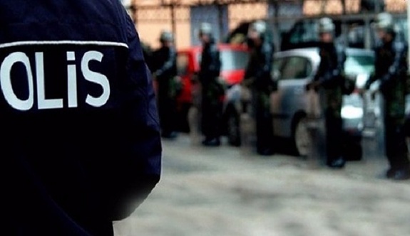 Van'da 30 kişiye gözaltı