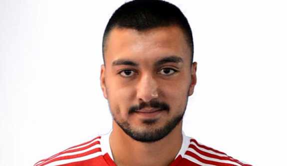 Sivassporlu genç futbolcu beyin kanaması geçirdi