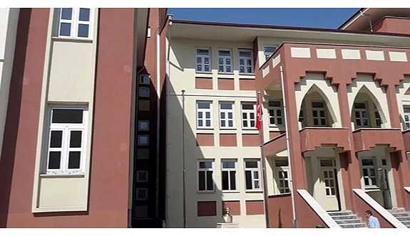 7 milyon lira harcanan imam hatip ortaokulu, yeni döneme 45 öğrenciyle başladı