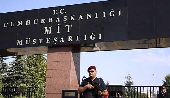 Başbakan Yıldırım'a soruldu: MİT personellerinin kaçırıldığı doğru mu?