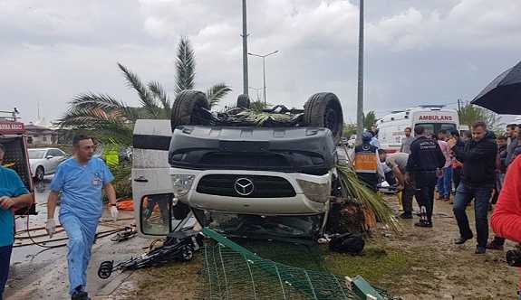 Antalya'da tur otobüsü devrildi, 3 ölü 10 yaralı