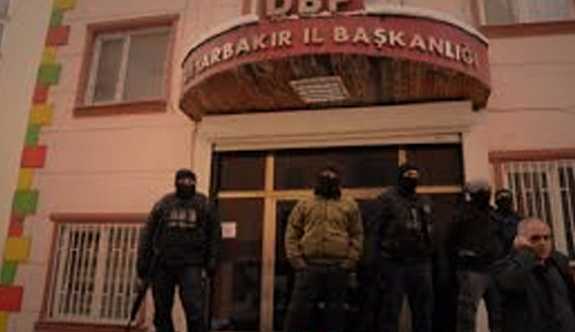 DBP binasında polis aramas