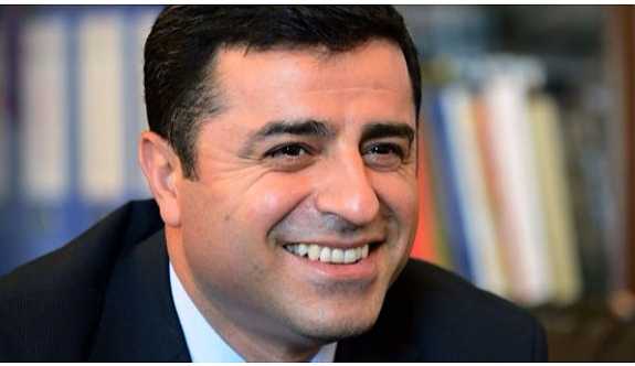 Demirtaş; 'Neşemizin kaynağı, ilkelerimiz uğruna direnmek'