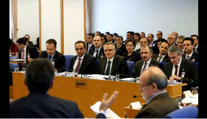 Plan ve Bütçe Komisyonunda kavga çıktı. Bakan ve HDP'li vekil birbirine girdi